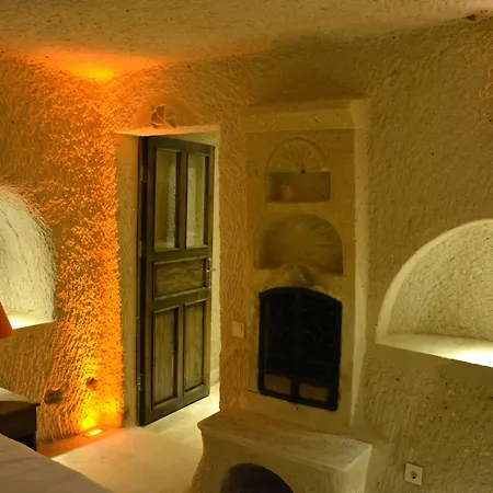 Aden Cappadocia أُتْشيسار