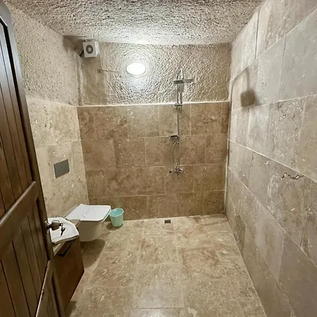 Aden Cappadocia أُتْشيسار
