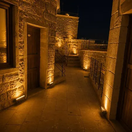 Aden Cappadocia 3* أُتْشيسار
